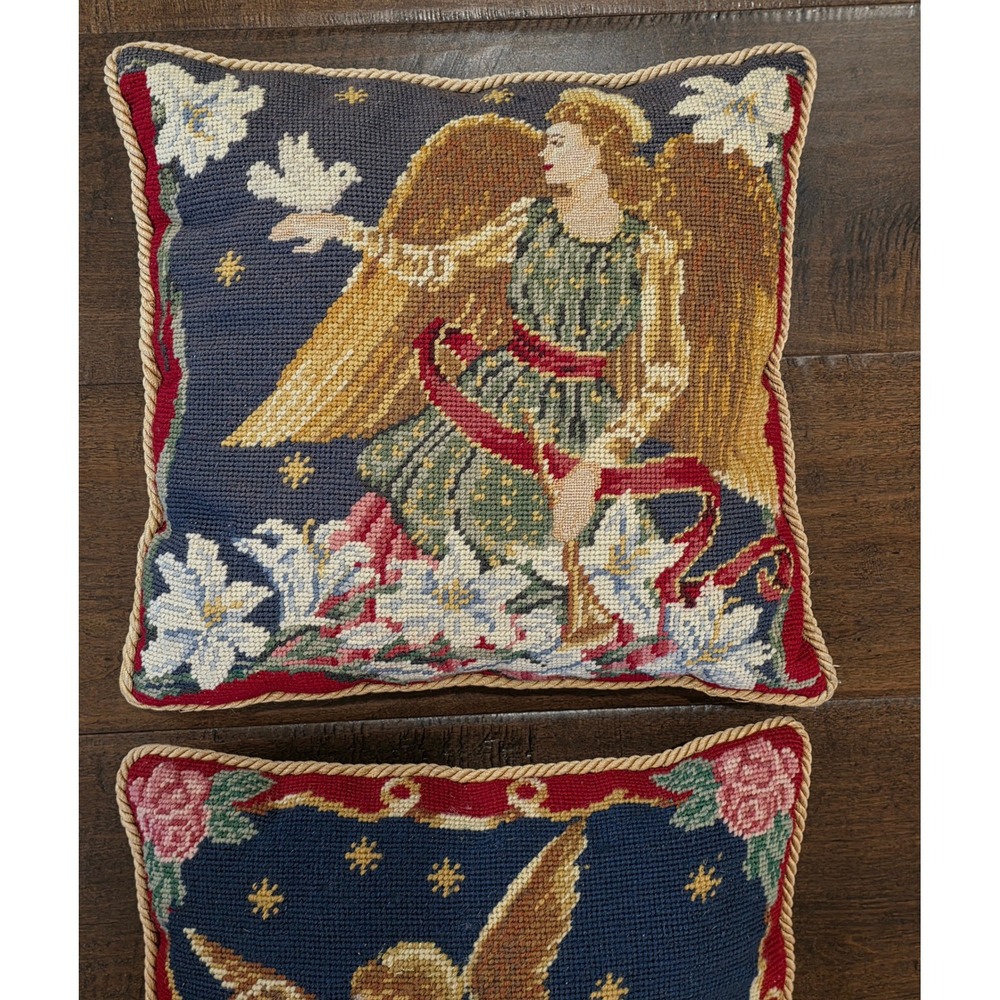 VTG RARE Cottage Winter Angel Needlepoint Throw Pillows Set 2 Wool Velvet 13x13